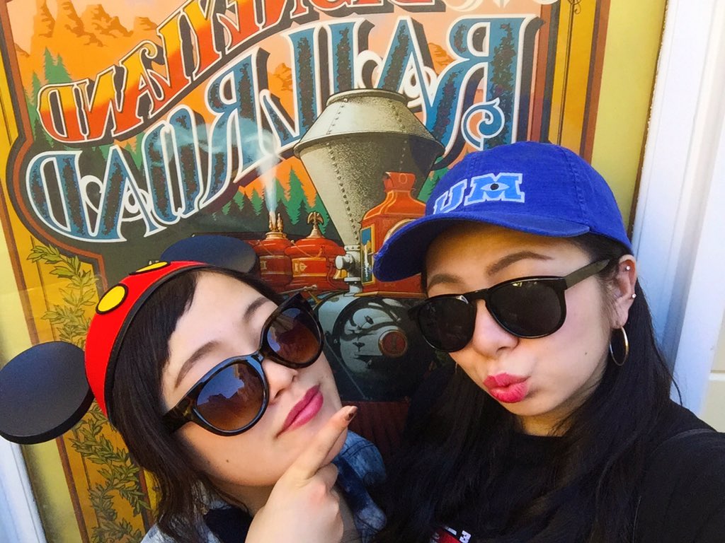 __yj1704's tweet photo. CaliforniaDisneyLand https://t.co/IxFWG78OiO