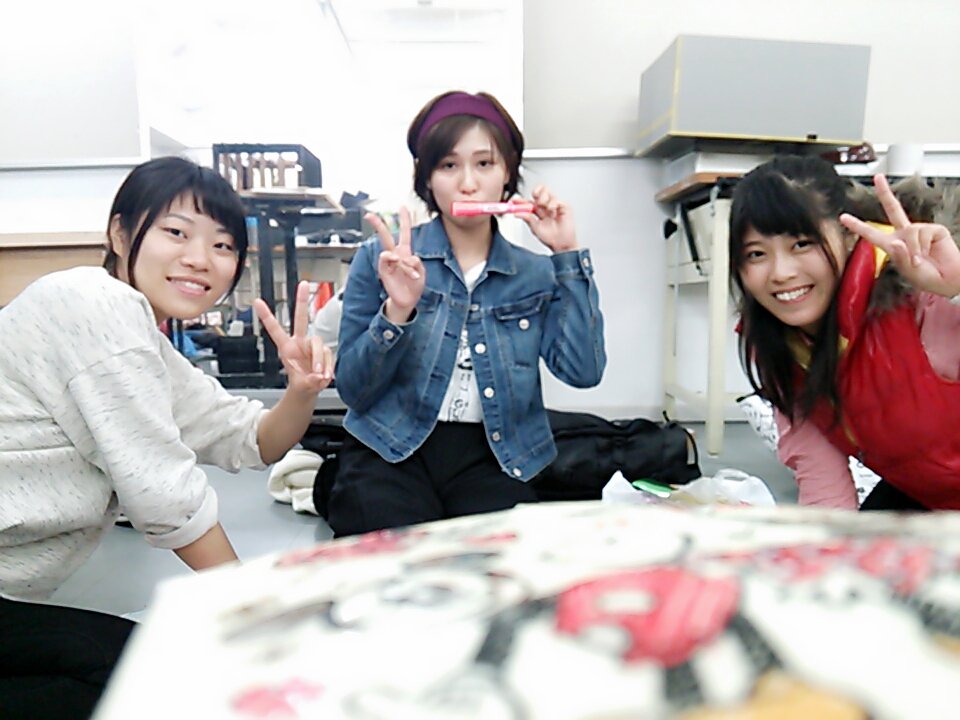 Brutsubo's tweet photo. 卒業公演のために作業なう！
最後の通しも終わって明日から小屋入りです！ https://t.co/0kluwQi78f