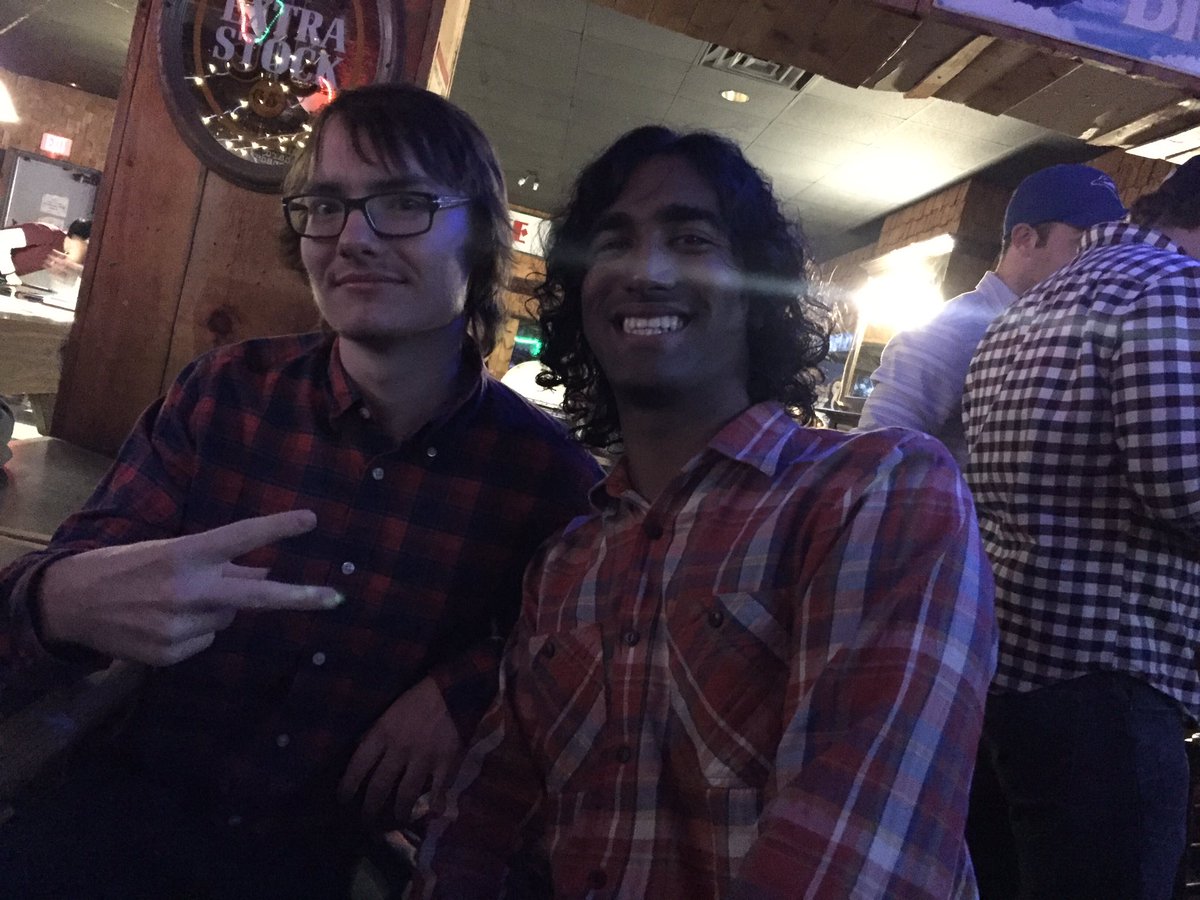 LastMinuteRock's tweet photo. Chilling at @ChainsawLovers #waterloo #music #rockmusic https://t.co/8xtDb3EP6y
