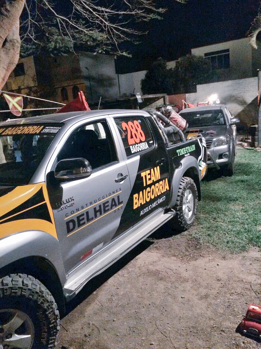 AleBaigorria1's tweet photo. Alistando ya todo para CAminos del inca!! Gracias a todo mi equipo y mis #Alelovers por la tendencia!! https://t.co/FQW09b0ZIE