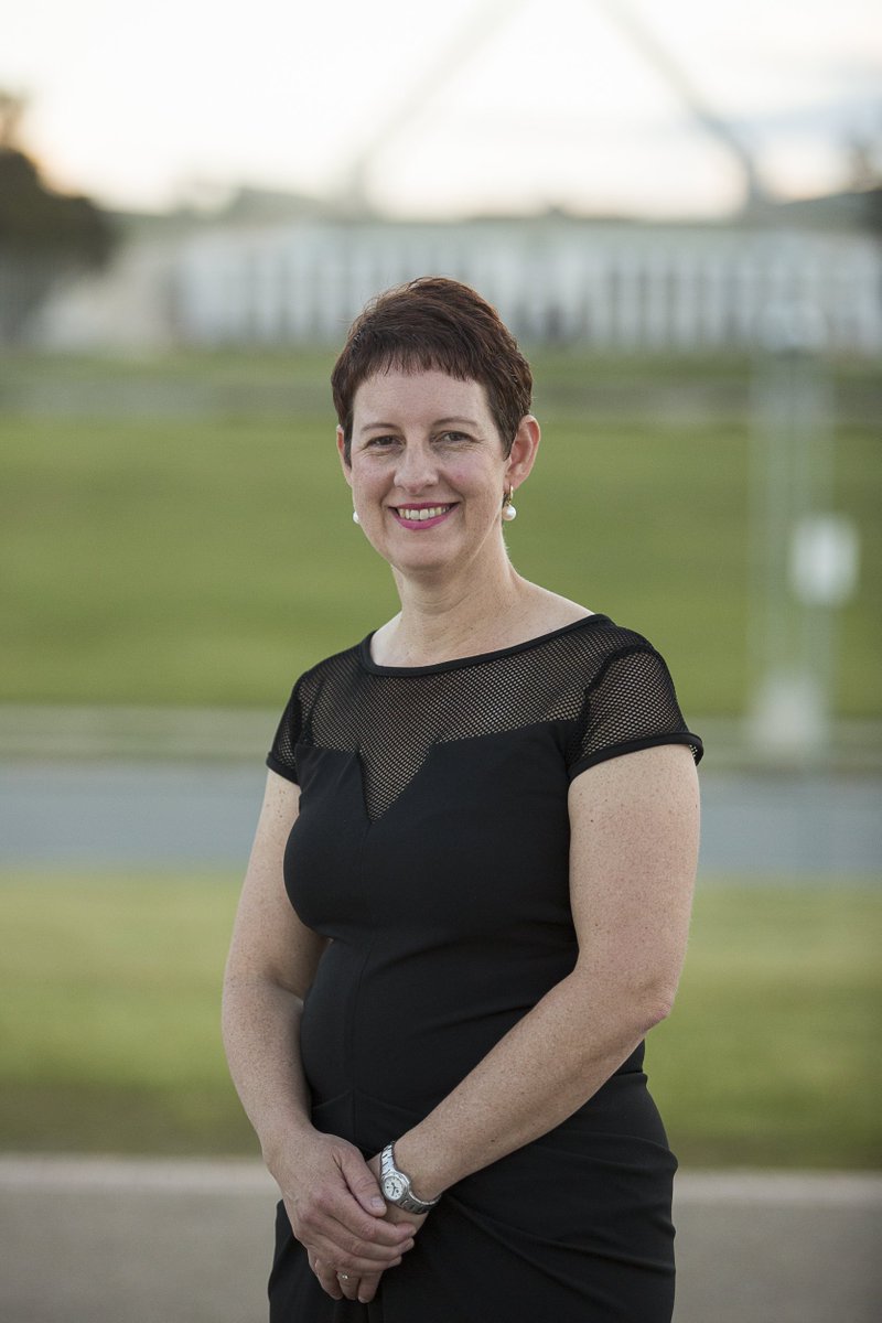 RuralDoctorsAus's tweet photo. Inspirational #Goondiwindi doc named @telstrahealth RDAA Rural Doctor of the Year. More: https://t.co/Sr0hxooKNA #auspol #RMA16 #ruralhealth https://t.co/bEfBwl2Bqz