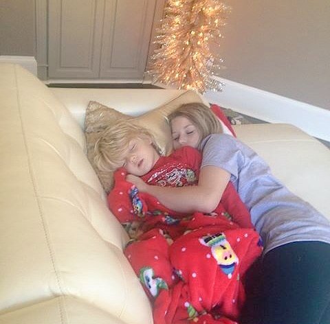 iPrincx_'s tweet photo. 😍😍😍😍
#Esther13yearsold https://t.co/tNpevpejkB
