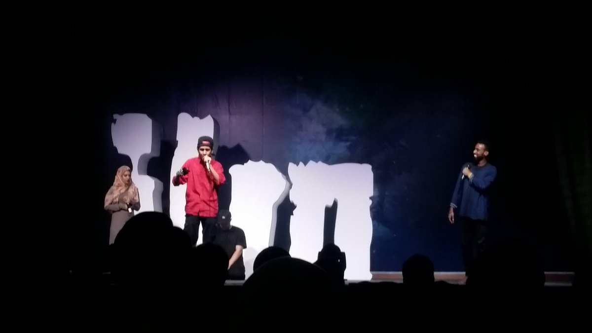 IlmArtsFestival's tweet photo. Two words: Shazet slays. #artistsunite #blessedatilmartsfestival #alhamdulilah #iafkl #mindgames2016 https://t.co/BcRFtLulAv