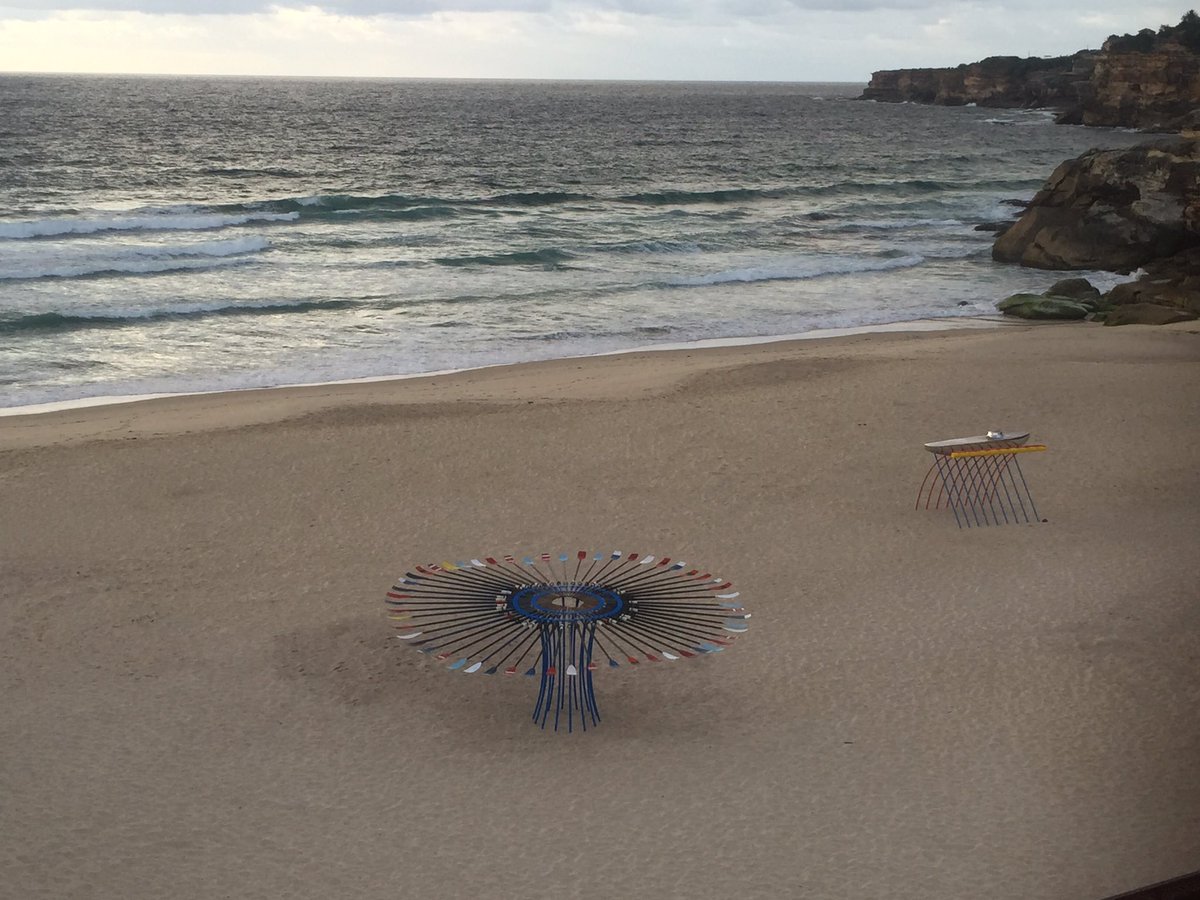 Eagle_Eye19's tweet photo. Fun day out at "Sculptures By The Sea" Sydney Australia @DJIGlobal https://t.co/ozlDMm8U7i