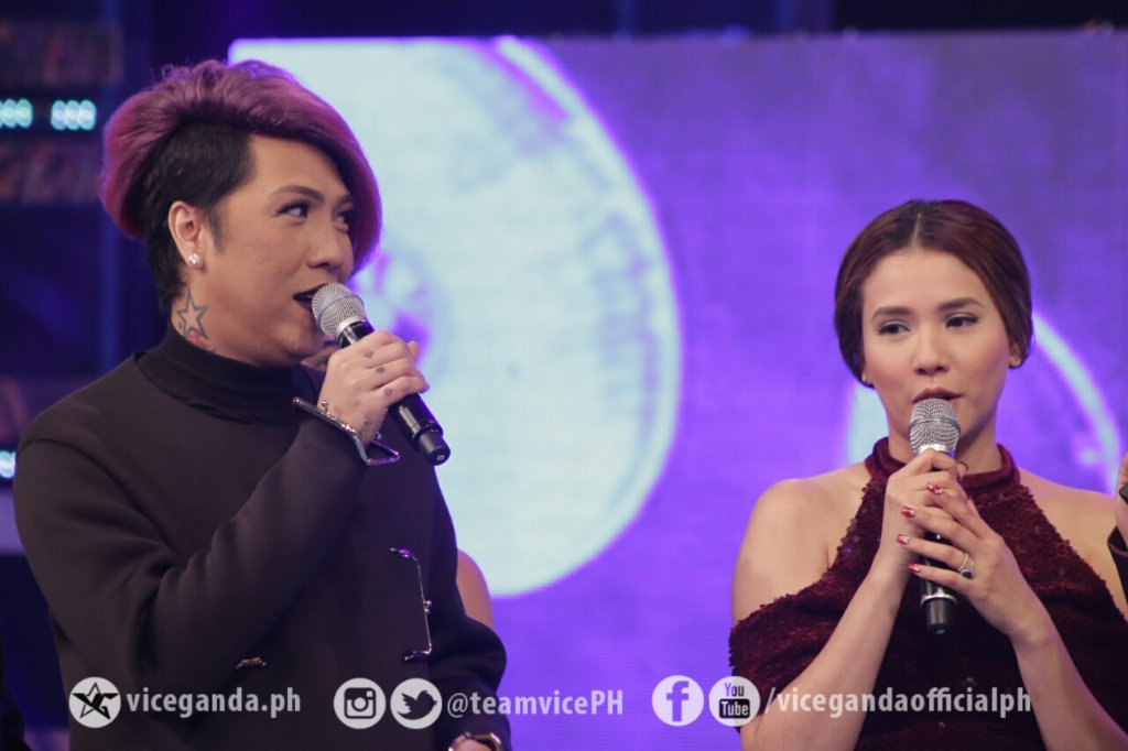 teamvicePH's tweet photo. Patuloy lamang na maki-celebrate sa #ShowtimeMagpasikat2016! https://t.co/rOWpWSdbND