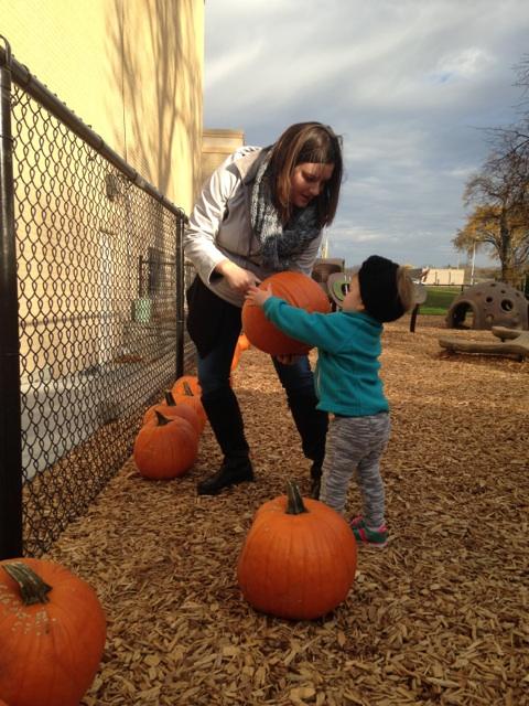 kcjanesanders's tweet photo. Pumpkins and playgrounds! Thanks @ymcacassclay https://t.co/RVUou660UK
