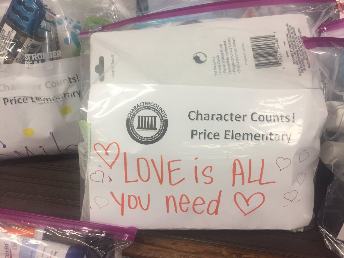 PricePanthers's tweet photo. Price families wrote letters of encouragement to soldiers serving overseas during our @CHARACTERCOUNTS Family Night! #TRRFCC #CCWeek2016 https://t.co/8Mf8zb11ek
