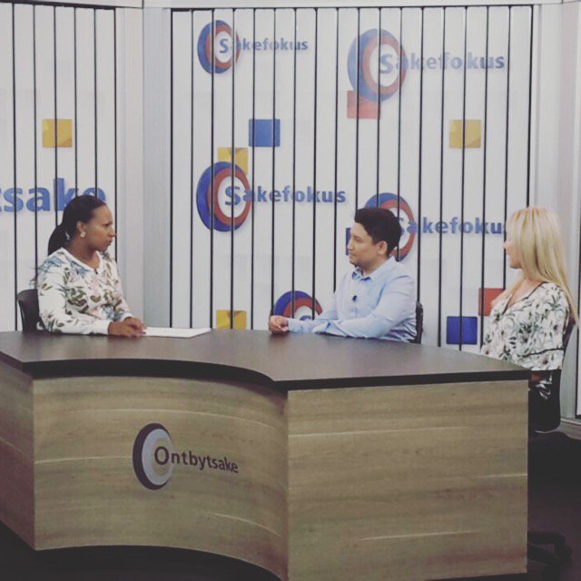 SkinBodyRenewal's tweet photo. ITS LIVE! Why do liquid collagen supplements &amp; medical aesthetics go hand in hand on @ontbytsake 
#SkinRenewalSA #ProActiveSA https://t.co/GSWbwMYj2h