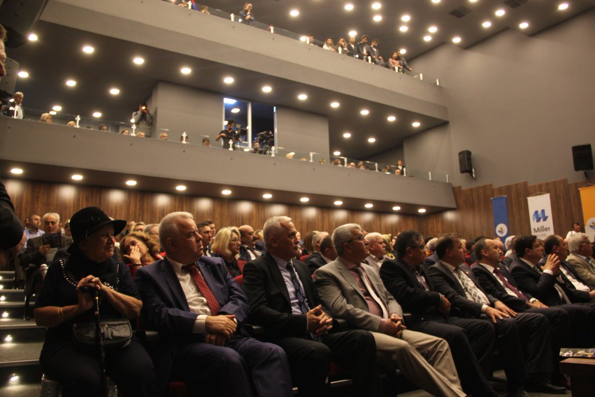 omerfarukmutan's tweet photo. #açılış #kültürvesanat #turhanmildon #goldenhornbrass #kepez #çanakkale https://t.co/iZP6EM6eEW