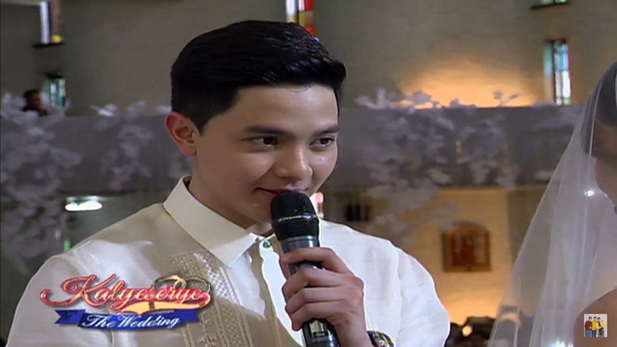 ALDENaticsNYNJ's tweet photo. The ring!!! The promise made to each other. Awww! @aldenrichards02 @mainedcm @EatBulaga @gmapinoytv #ALDUBWedding https://t.co/NagGlnUqcn