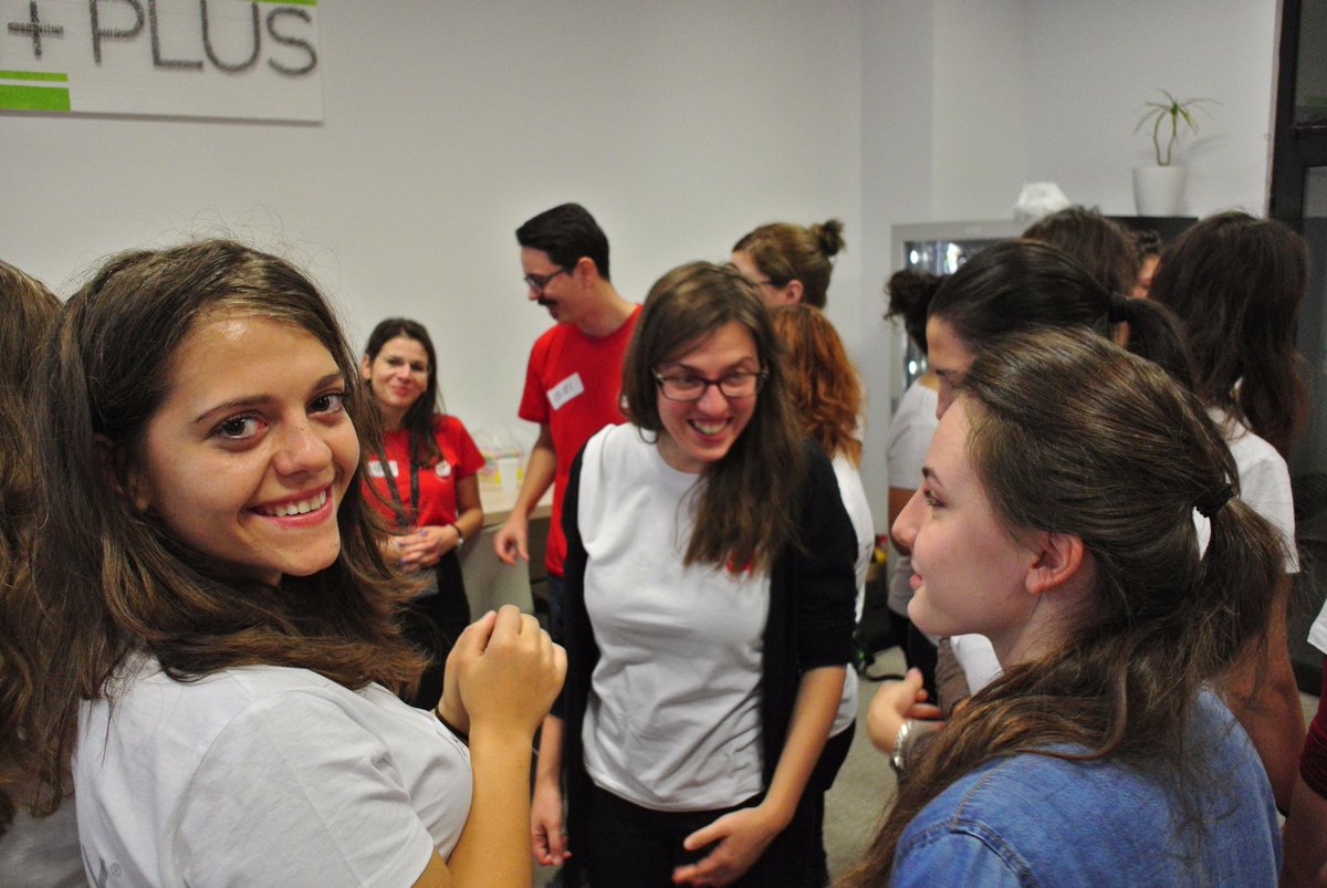 RailsGirlsCluj tweet media