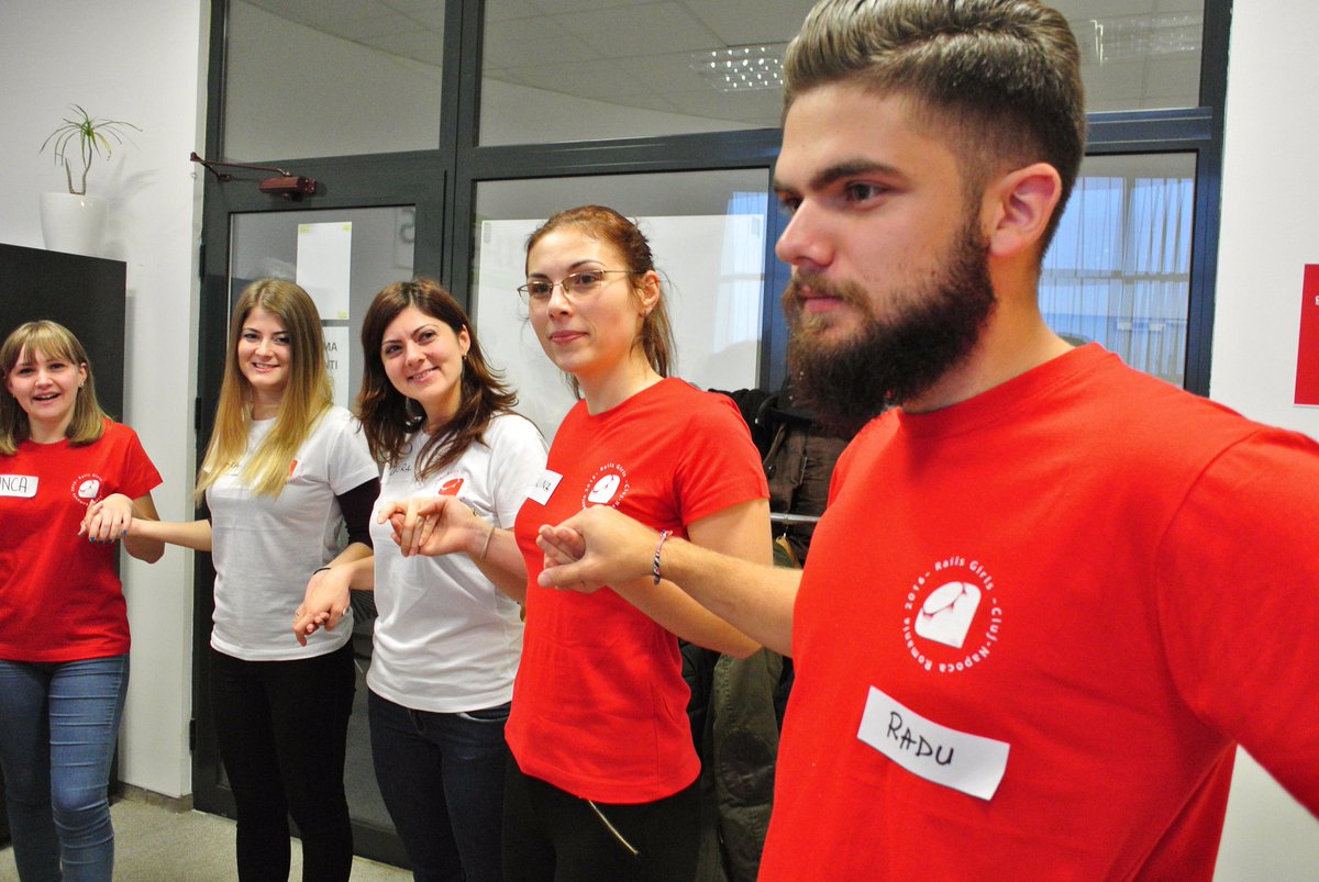 RailsGirlsCluj tweet media