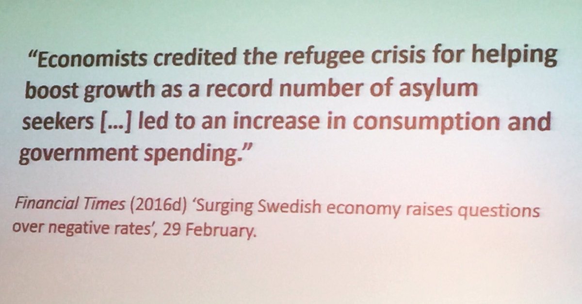 Flyktinginvandringen har bidragit till Sveriges ekonomi. Peo Hansen visar detta på flyktingpolitiskt seminarium i Norrköping. #förasylrätt