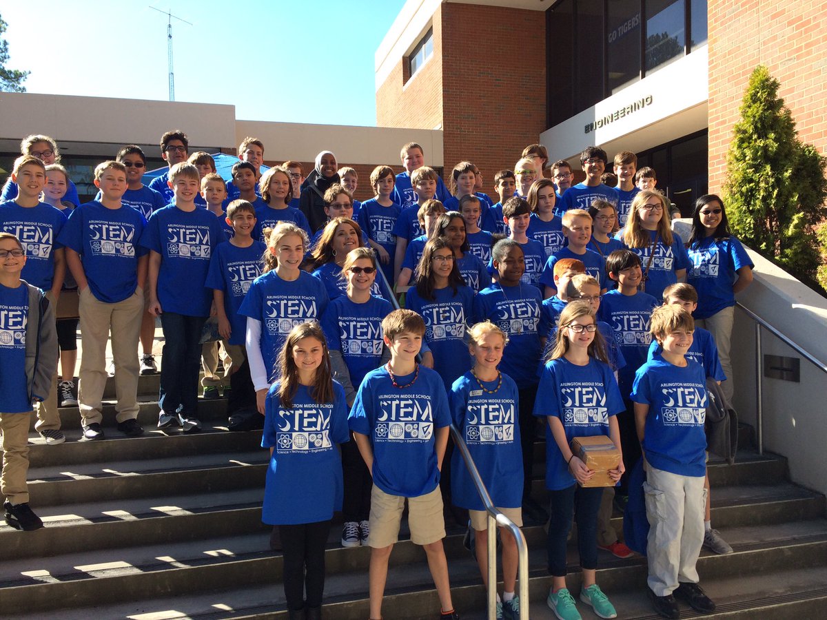 CCantkier's tweet photo. Yesterday was the BEST field trip! Couldn't have done it without wonderful parent! My kids rocked EDay. @ACS_System #believeACS #eday2016 https://t.co/WxQWNbp0T3