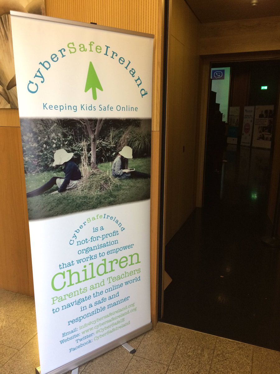 DojoCon's tweet image. Really informative talk for parents going on in the Lexicon Studio right now @CyberSafeIE