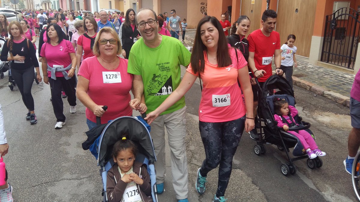 mjosellopispons's tweet photo. V Carrera Popular #LaRiberaContraElCáncer organizada por #DACMA en #Alzira
Todo aporte es poco para tratar de erradicar esta enfermedad. https://t.co/d8j12sB8bY