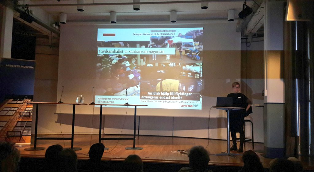 Nu lyssnar vi på <a href="/lisa_pelling/">Lisa Pelling</a> från <a href="/arenaide/">Arena Idé</a> om drömmen om kontroll &amp; politiken bakom nya asyllagen <a href="/ForAsylratt/">Folkkampanj Asylrätt</a> <a href="/forasylrattnkpg/">För Asylrätt Nrkpg</a> #rivlagen