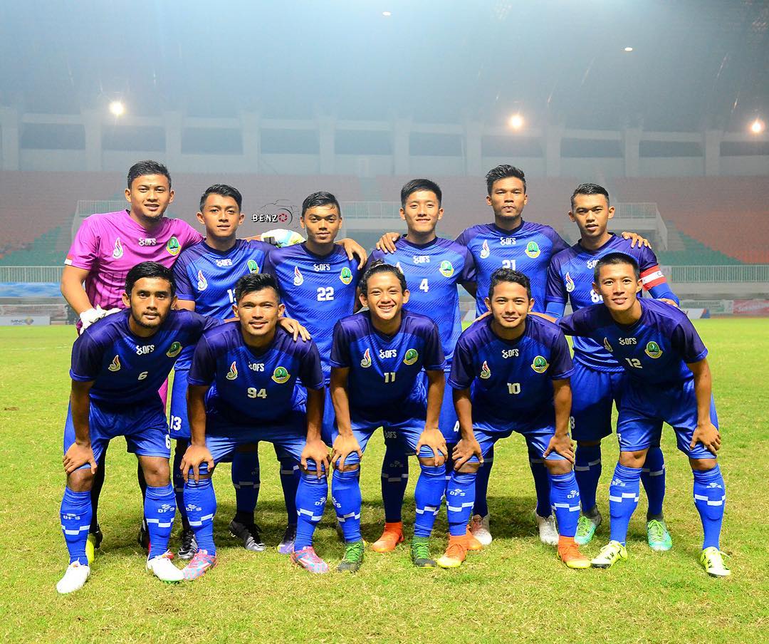 vikingcampaka's tweet photo. Ingat! Mereka adalah masa depan yg harus di maksimalkan! Karena mereka pun bercita-cita bela PERSIB! https://t.co/mVBEVQNXsm