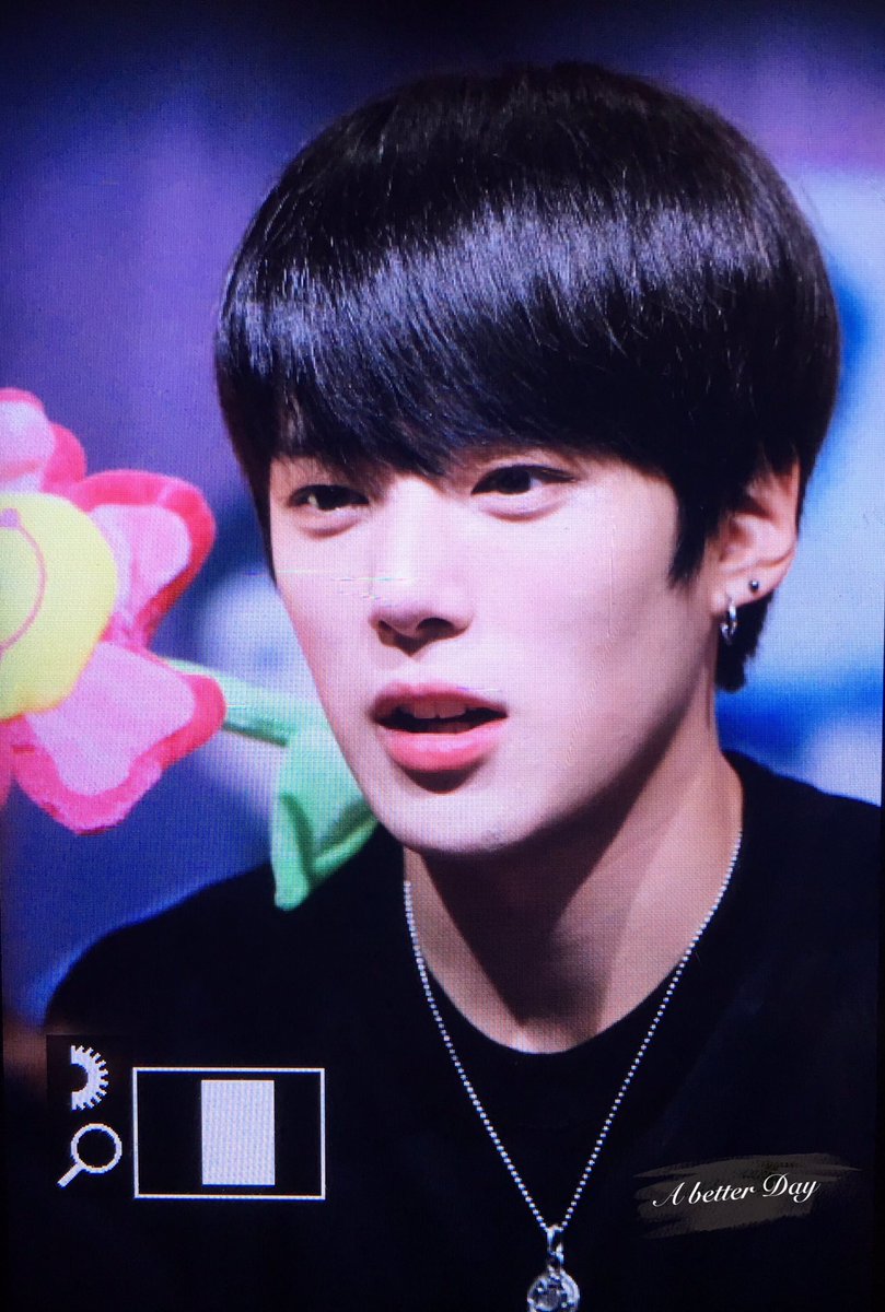 어제 의사 코스프레하고 팬싸인회 온 몬스타엑스 민혁 | 인스티즈