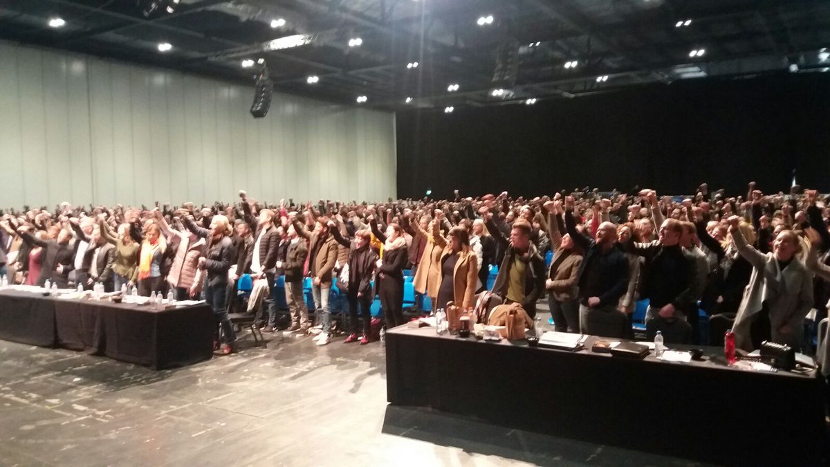 SRGlobalEvents's tweet image. Who is having a great time? #NACLON