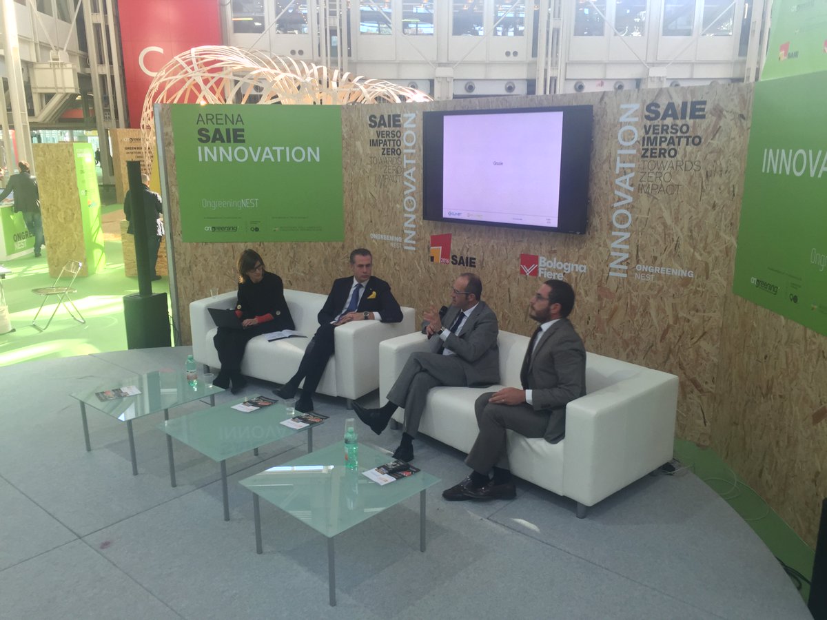 SAIEfiera's tweet photo. #innovazione anticipando norme e regolamenti con collaborazione #Bim a #ForumRetrofitting @saintgobain con @ClivetSpA e #WolfSystem #SAIE https://t.co/9rP79BLER9