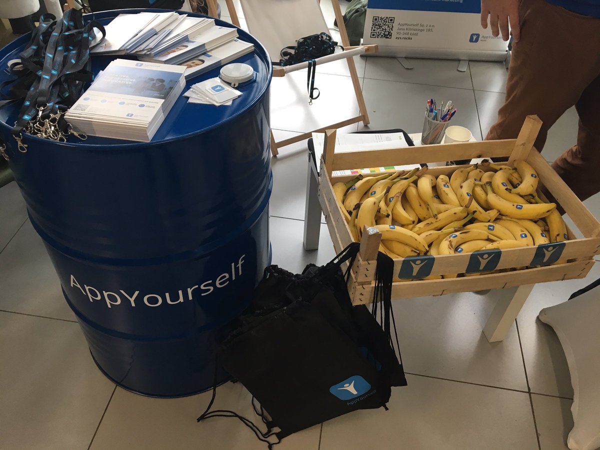 AppYourself_PL's tweet photo. Need some vitamins? #mobilization2016 https://t.co/JI5QrZuR4w