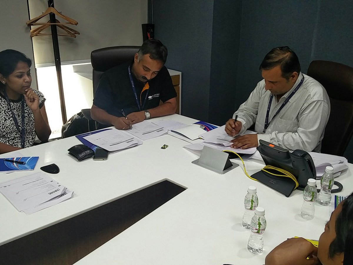 sukriti2492's tweet image. Deliberation time #TechChallenge3 #LifeAtCapgemini