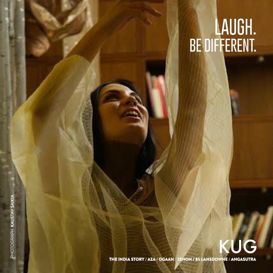 Kiranuttamghosh's tweet photo. Handwoven sheer Phulia silk

#BeDifferent #fashion #luxury #couture #theindiastory #design #laugh #autumnwinter #tis16 #kug #kiranuttamghosh https://t.co/15Yx2ajwSW