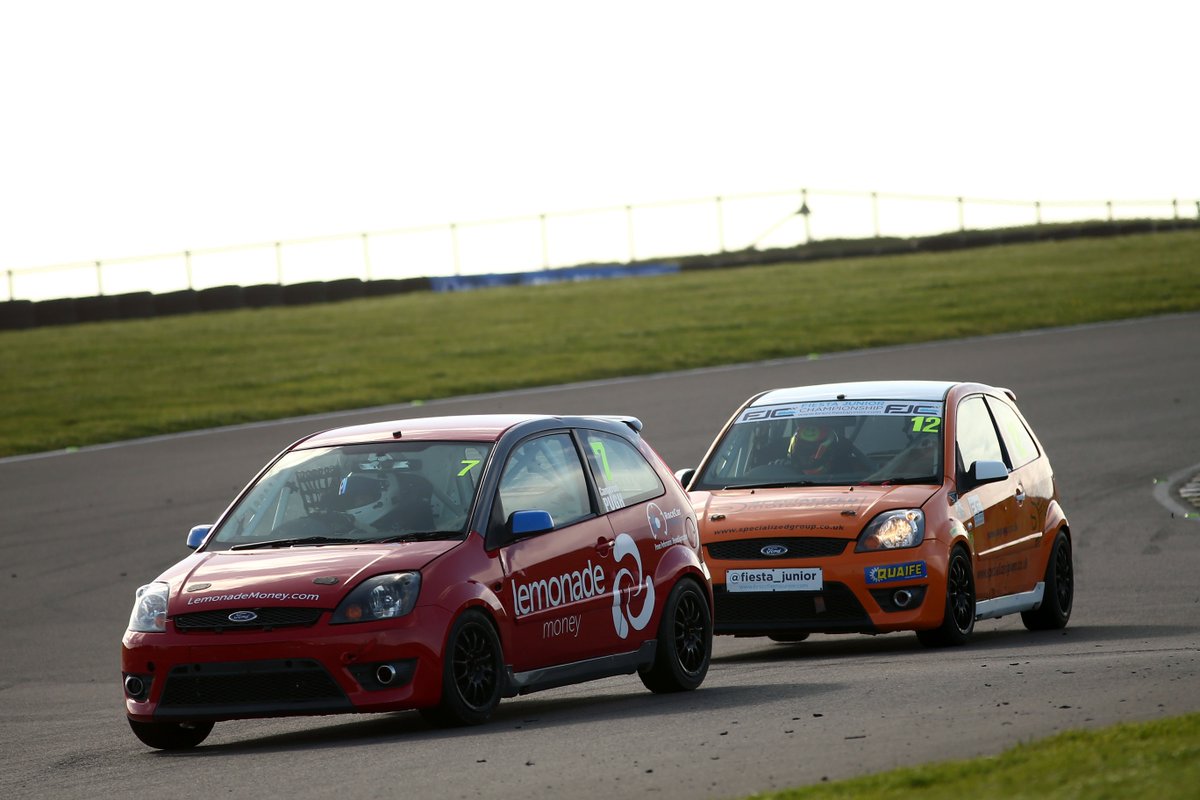 RCConsultant's tweet photo. some more pics from Anglesey! https://t.co/reuvGR7be0 https://t.co/TxCeSOwHvL