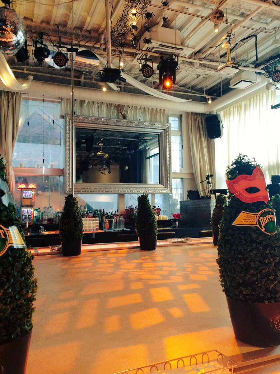 07_july_'s tweet photo. 表参道のOfficeの近くでランチ⭐️オシャレすぎていつも戸惑います笑 https://t.co/8yIy7Yo82R