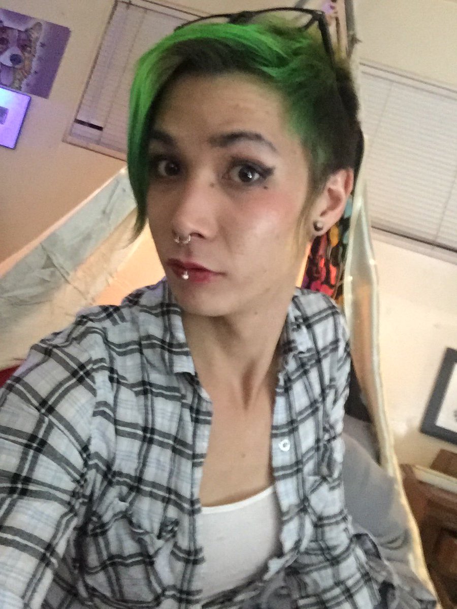 vangodani's tweet photo. Catch me on #chaturbate #tscammodel @ChaturbateRooms @TransCamz https://t.co/TH1BraMgoK
