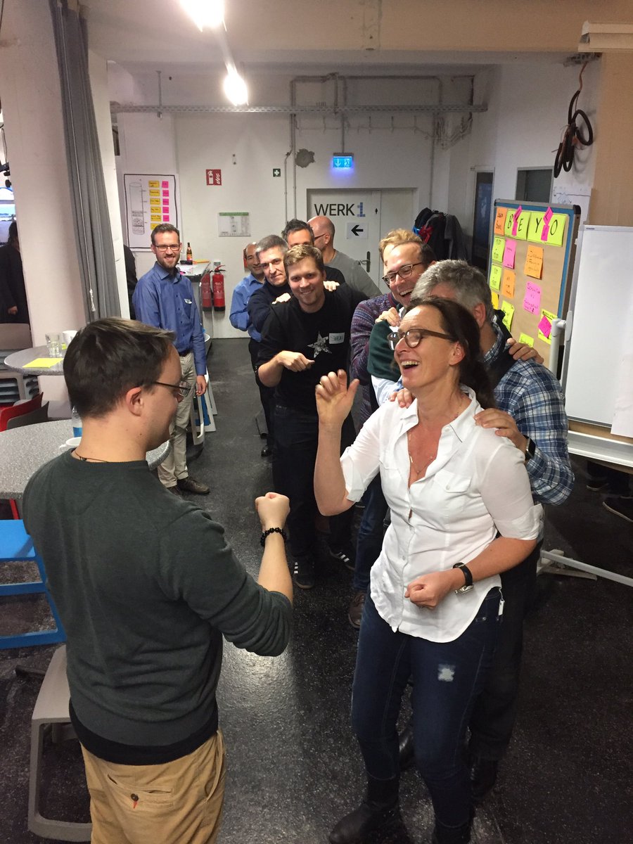 beyondagilecamp's tweet image. #beyondagile sind @dominik_angerer @MatthiasMohme @susemuehlbauer und @Querschaedel . Gestern haben wir den 2ten Geburtstag gefeiert :-)