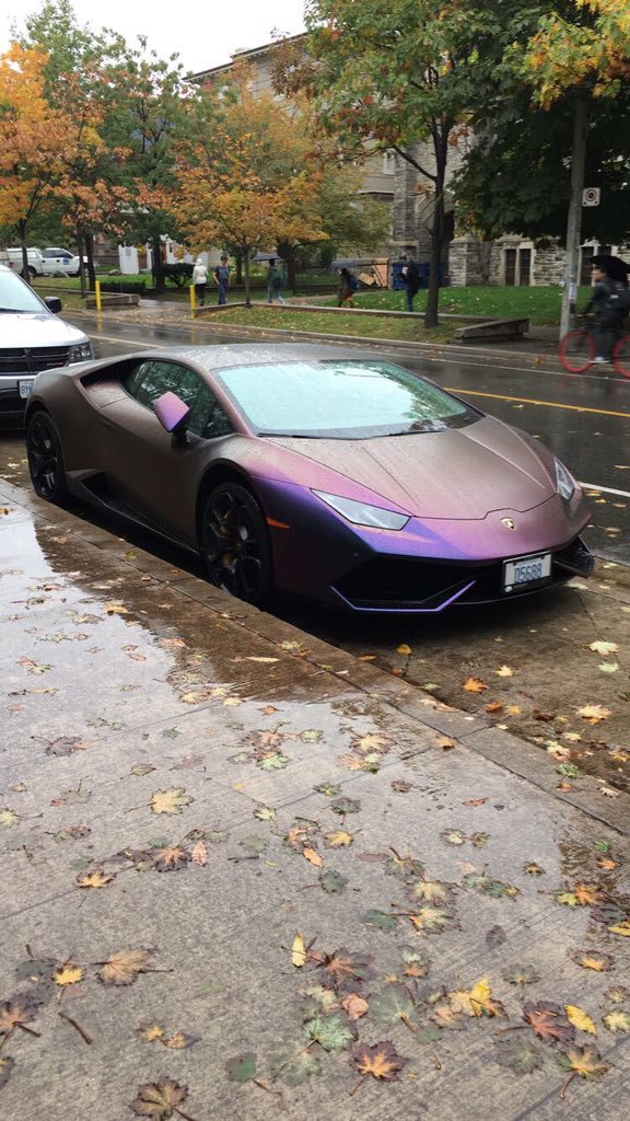 Carfluence's tweet photo. Huracan on a rainy day in Toronto https://t.co/u0Uy00Q85W