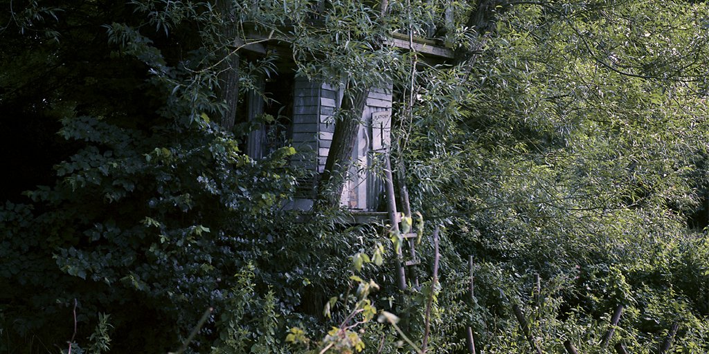 #Issue10 #form featuring <a href="/BillAmberg/">Bill Amberg</a> own #holeandcorner treehouse at his Somerset home...via goo.gl/ghZtXT