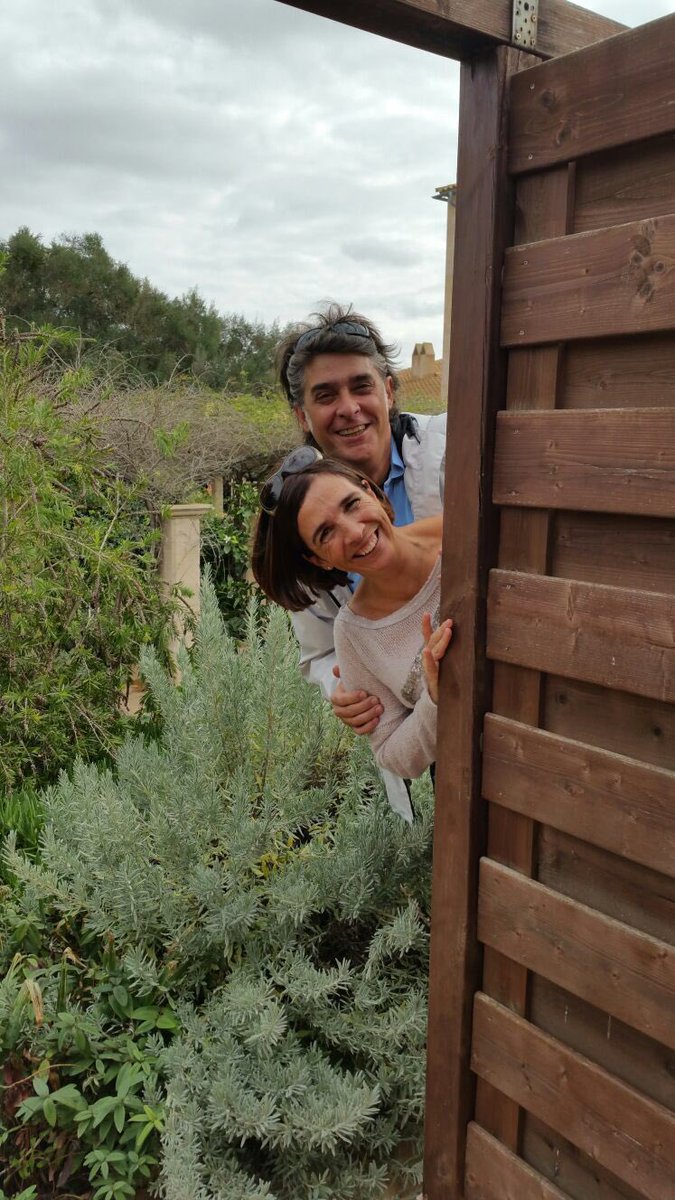 Anita_thesinger's tweet photo. #Sinpalabras @HiltonMallorca felices con amiguitos😊 https://t.co/5gte5i85aF