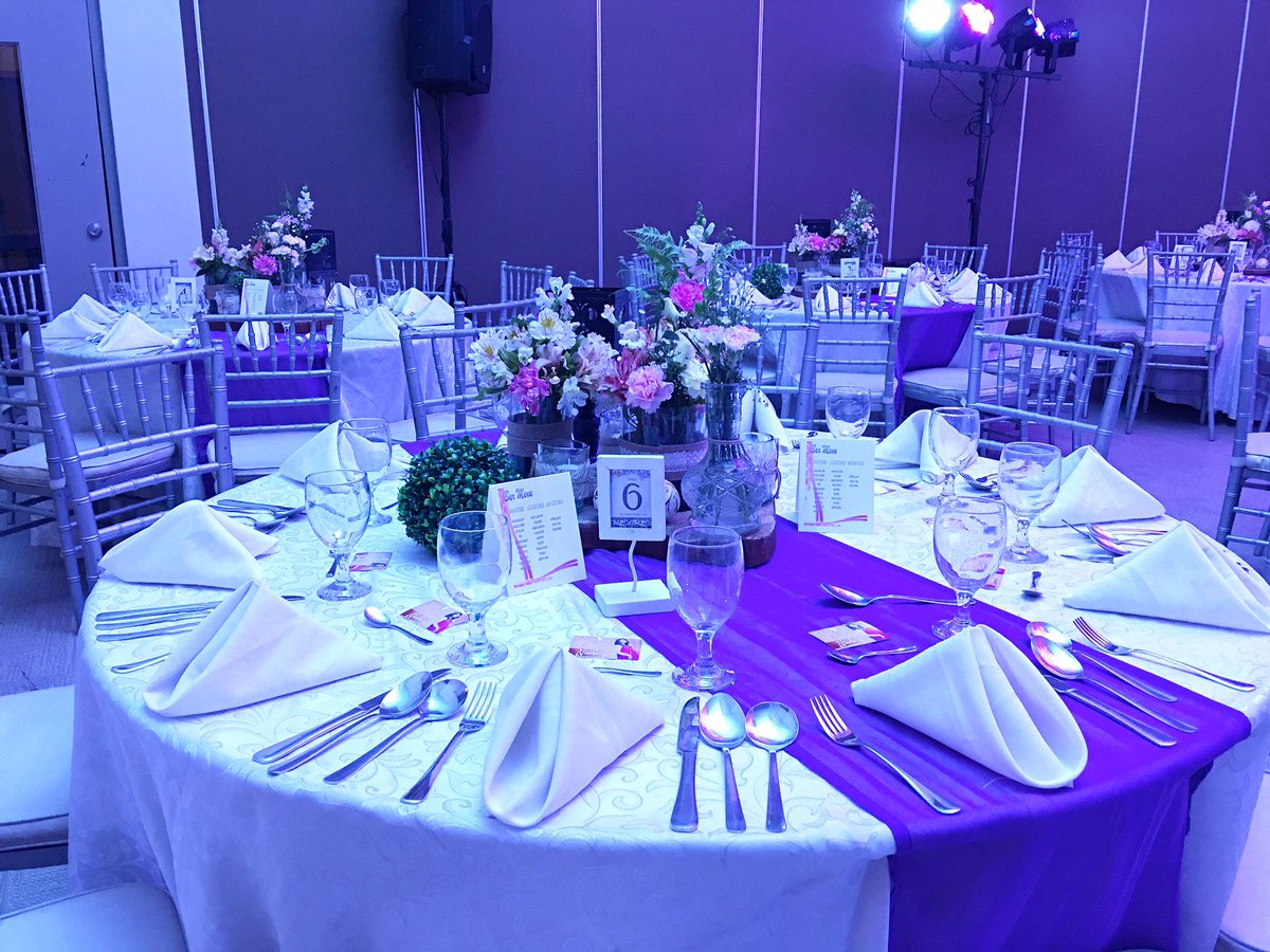 55EventsPlace's tweet photo. Tonight's set-up for Debut event #eventsplace #55eventsplace #venue https://t.co/aIEmzN212I