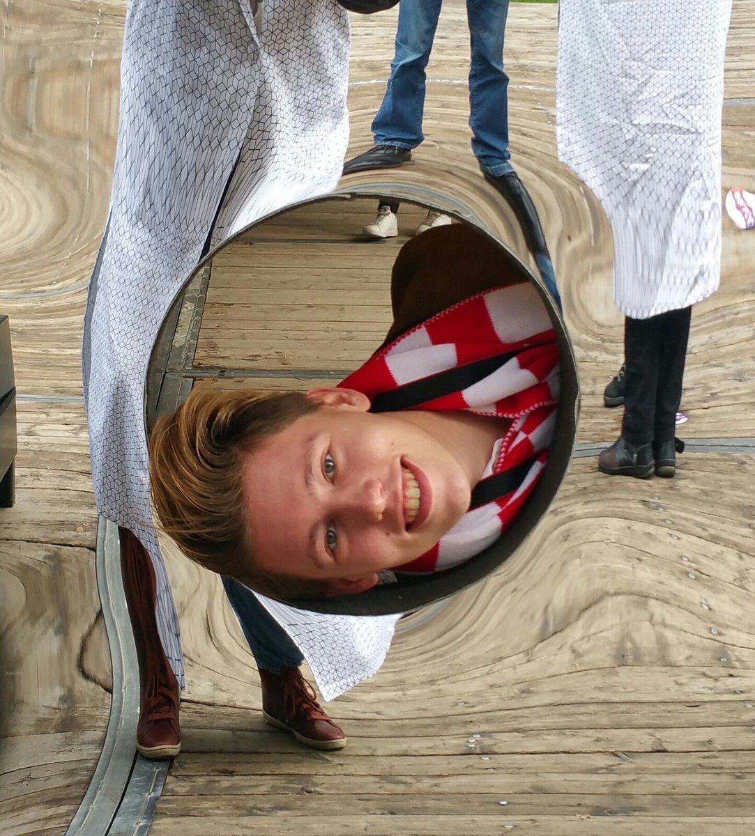 Kom ook #anderskijken bij de Kubus van #creativityNoordBrabant op het #Ketelhuisplein in #Eindhoven ow.ly/mUS8305qA4G