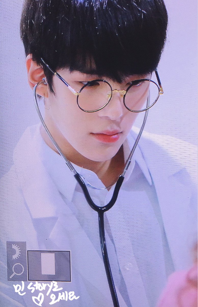 어제 의사 코스프레하고 팬싸인회 온 몬스타엑스 민혁 | 인스티즈