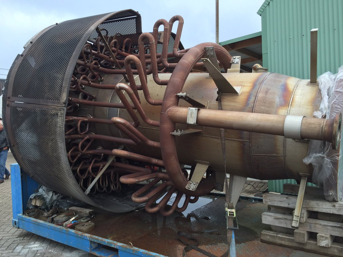 JamaicaVink's tweet image. En zo ziet het bovenste gedeelte van een fakkel eruit. #shellmoerdijk