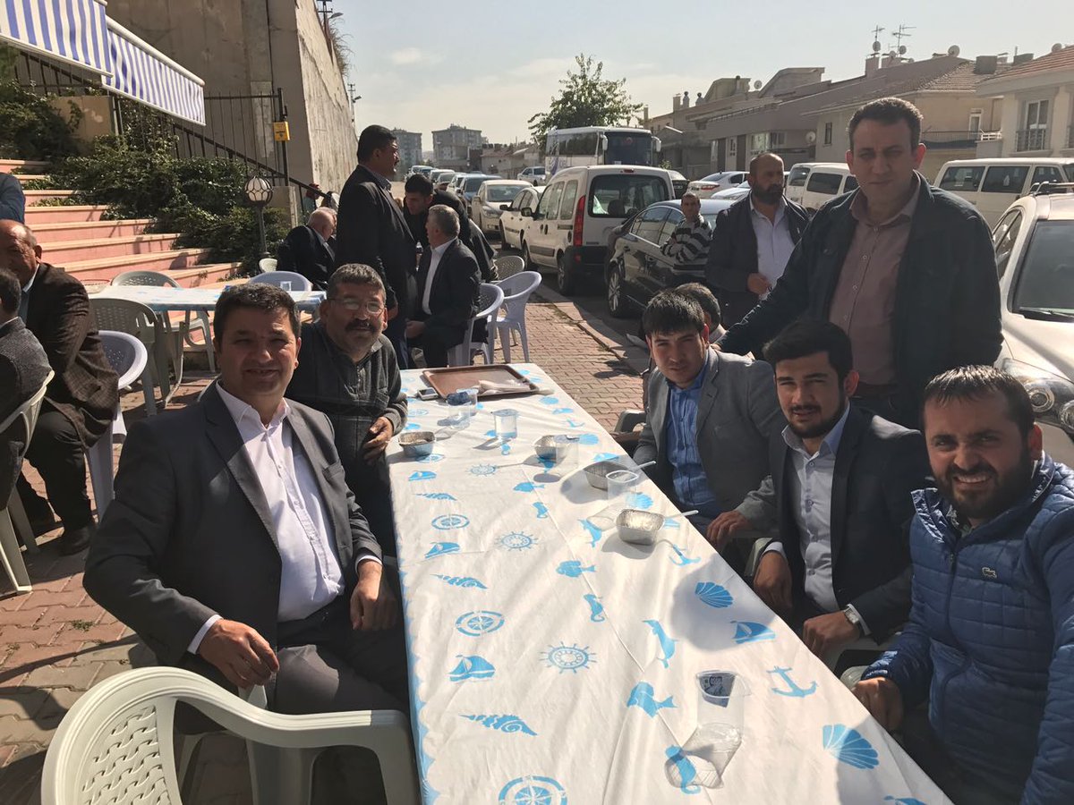 AKGenclikKibrs's tweet photo. AHİD Ankaralılar Derneği Mamak Şubesi aşure programına mahalle başkanımız @AlbunarSefa  katılım sağladı.

@MAbdullah19 
@kurtcancelebi https://t.co/Sl8pjAExwV