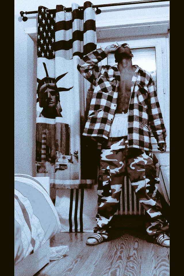 trapshad's tweet image. ok cool, ok bool
shoot for me I shoot for you😾