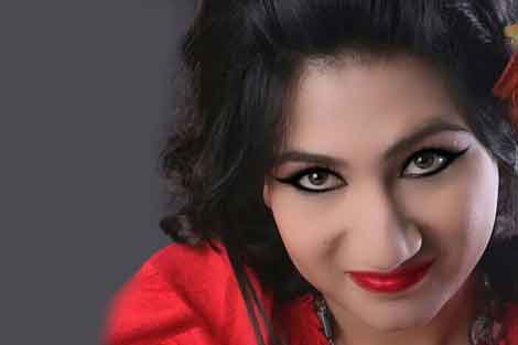 HSBawa_Official's tweet image. I&apos;ll be proud to work with #Pakistani artistes: #MahikaSharma

ow.ly/1iPv305qC02