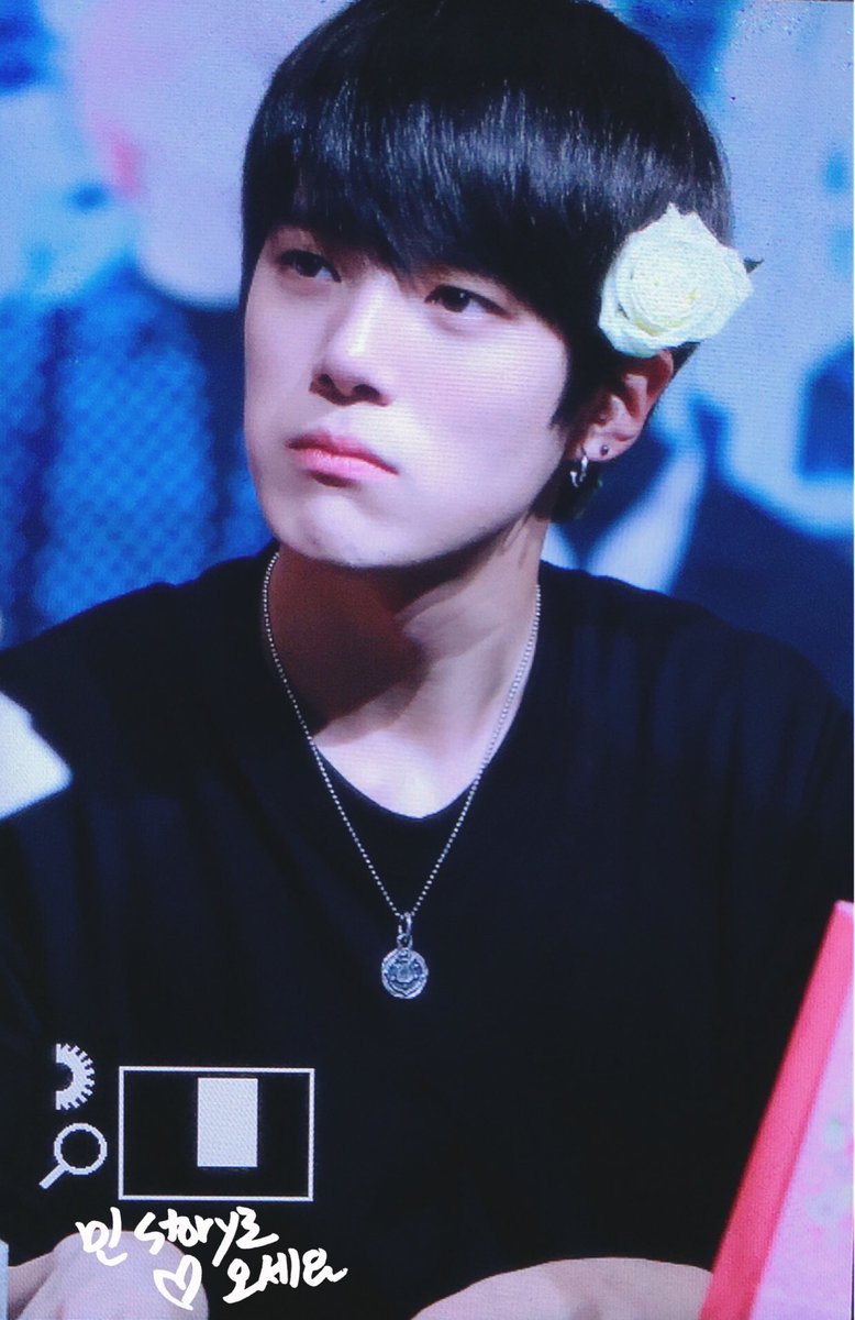 어제 의사 코스프레하고 팬싸인회 온 몬스타엑스 민혁 | 인스티즈