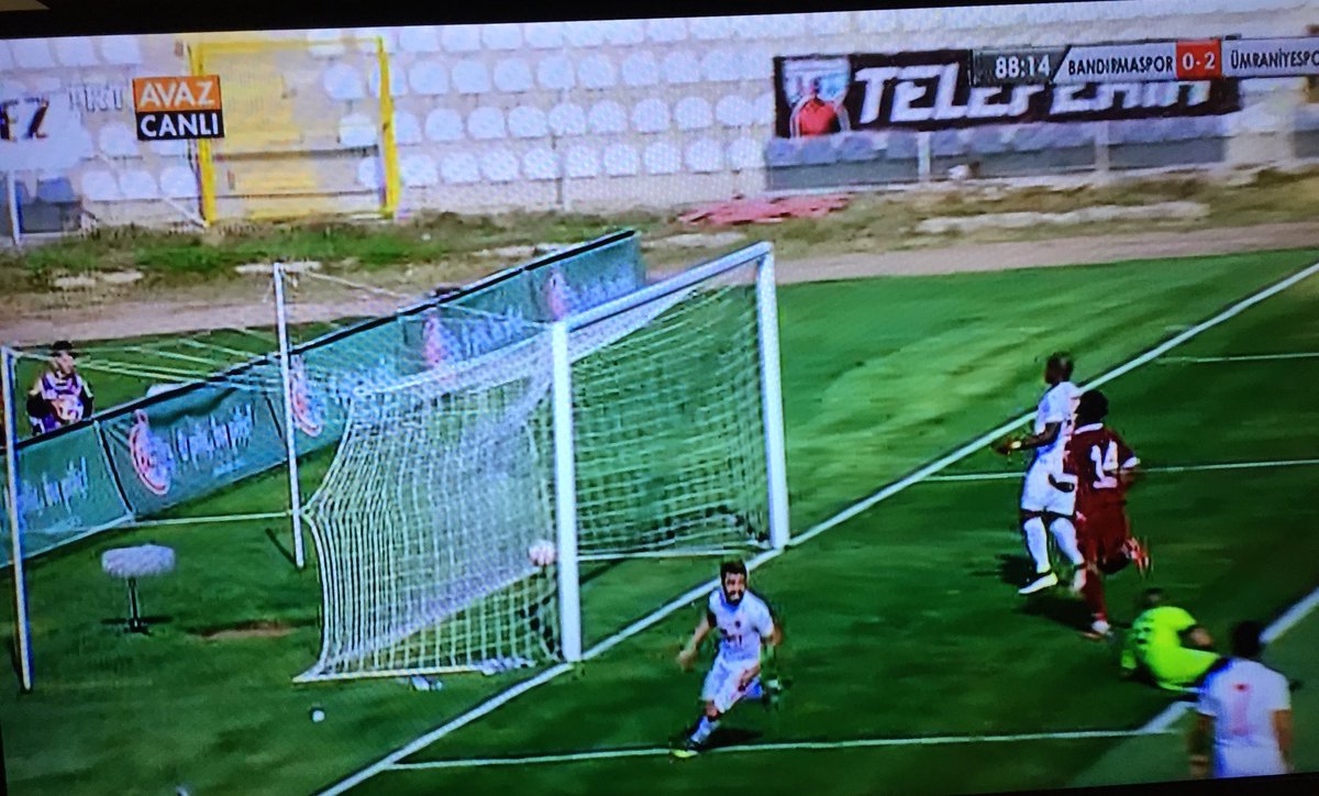 Bandırmaspor: 0 - Ümraniyespor: 2

Ümraniyesporumuz 1. Lig'de ilk galibiyetini alıyor.

Tebrikler Ümraniyespor 👏💪⚽️