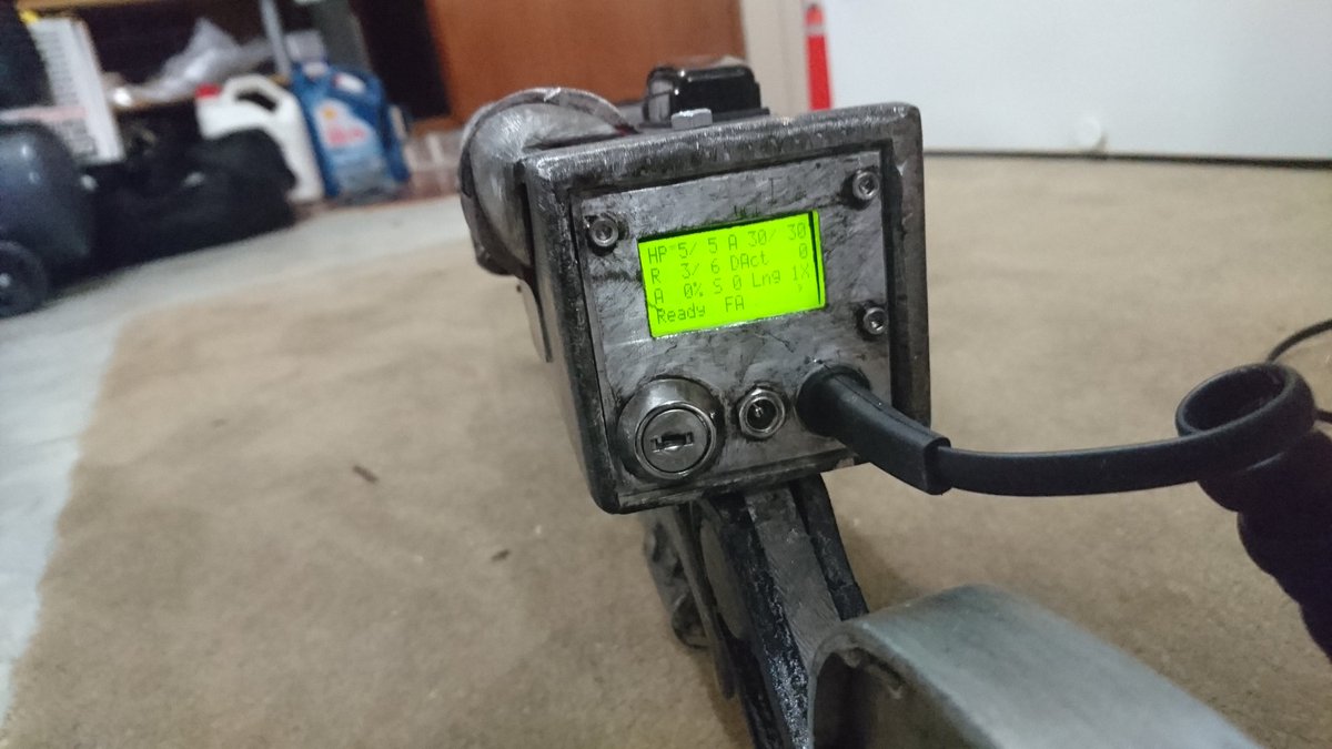 Faceplant456's tweet photo. Yep this laser rifle will actually shoot lasers. Probably the only fallout laser rifle in the world that can. https://t.co/1FD9moqo3u
