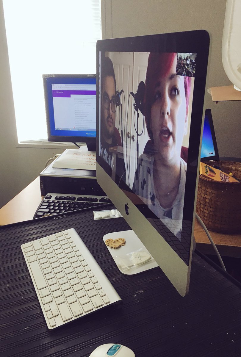 ArtofApex's tweet image. Apex alumni in graduating college in Animation talking to current animation students at Apex High! #engagedclass #guestspeakers