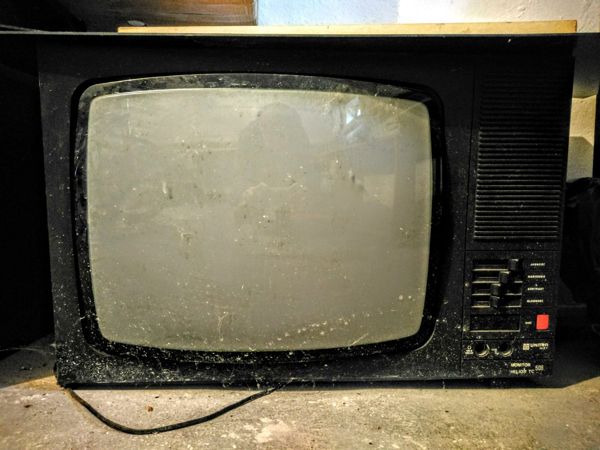 zolty26's tweet image. Bez FullHD, HDMI ale ma 4K(anały) do ustawienia 📺
#Helios #Unitra #TerazPolska #PRL #komitetkolejkowy #znalezionewpiwnicy