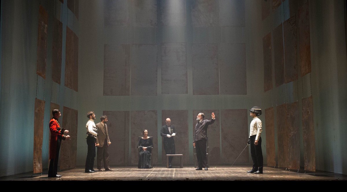 "Amleto, questa perla è tua" Roma Teatro Quirino fino al 30 Ottobre ...