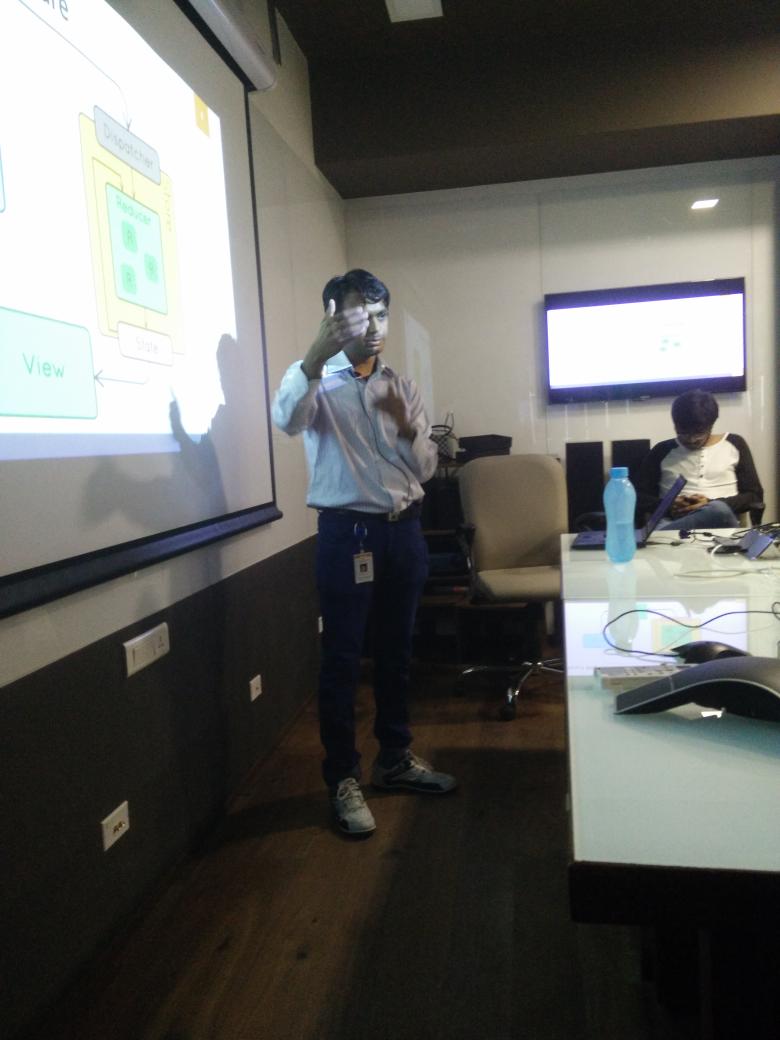 mehtadhaval07's tweet image. On the stage @sandyGJ3 explaining basics of #ReactJS @JavaMeetup #AhmedabadJavaMeetup