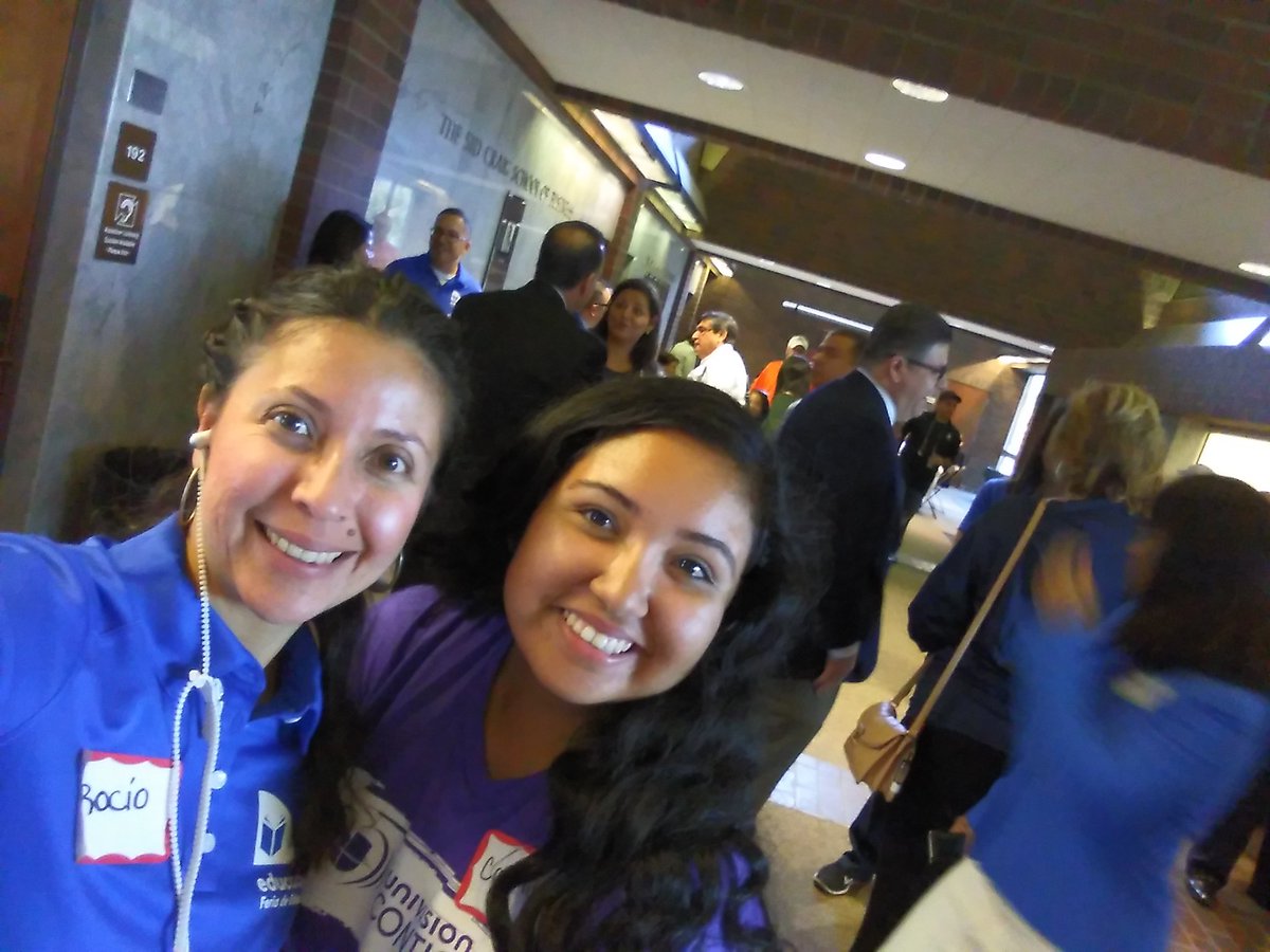 qmrococo's tweet image. #CSUFeria,  @Fresno_State @JosephICastro #VIPreception kick off to our huge event @FresnoDOSAEM @MartinaGranados @FS_OSP